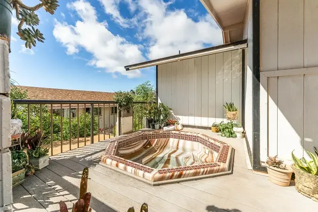 Listing Image for 923 N Niheu Pl 46 of 50