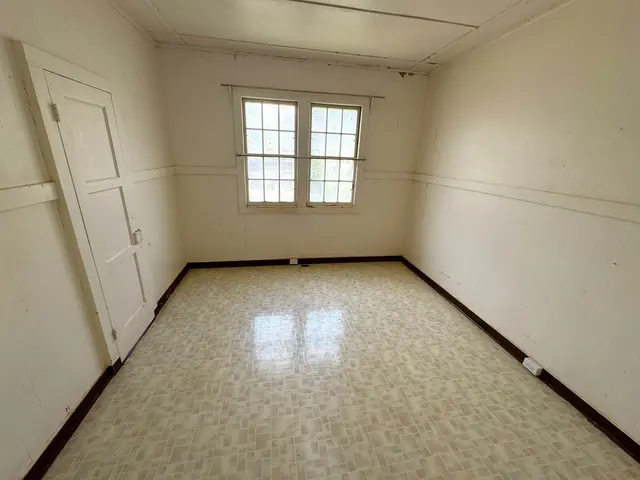 Listing Image for 846 Leomele St 15 of 21