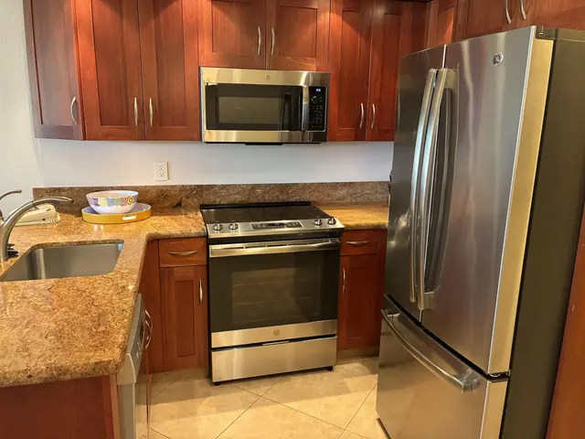 Listing Image for 2481 Kaanapali Pkwy 461 F 18 of 33