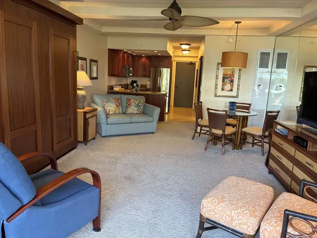 Listing Image for 2481 Kaanapali Pkwy 461 F 4 of 33