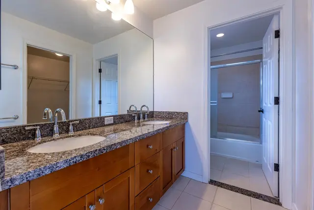 Listing Image for 38 Maunaleo St 18 of 38