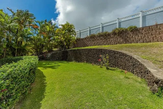 Listing Image for 38 Maunaleo St 36 of 38