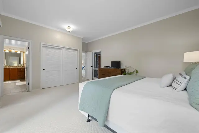 Listing Image for 100 Ridge Rd 714 18 of 27
