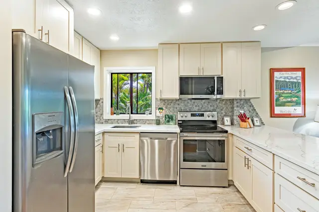 Listing Image for 3788 Lower Honoapiilani Rd D101 10 of 32