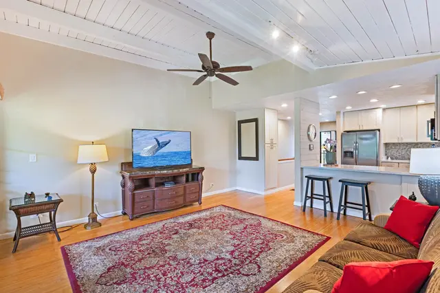 Listing Image for 3788 Lower Honoapiilani Rd D101 4 of 32