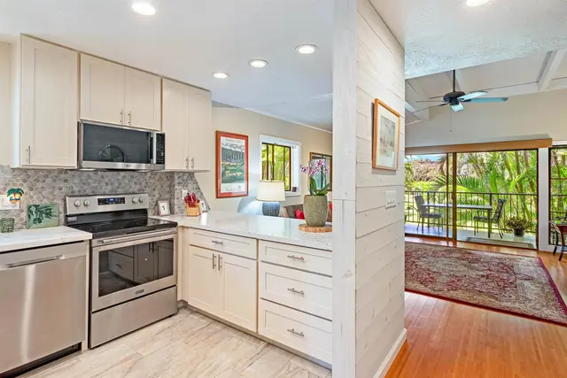 Listing Image for 3788 Lower Honoapiilani Rd D101 9 of 32