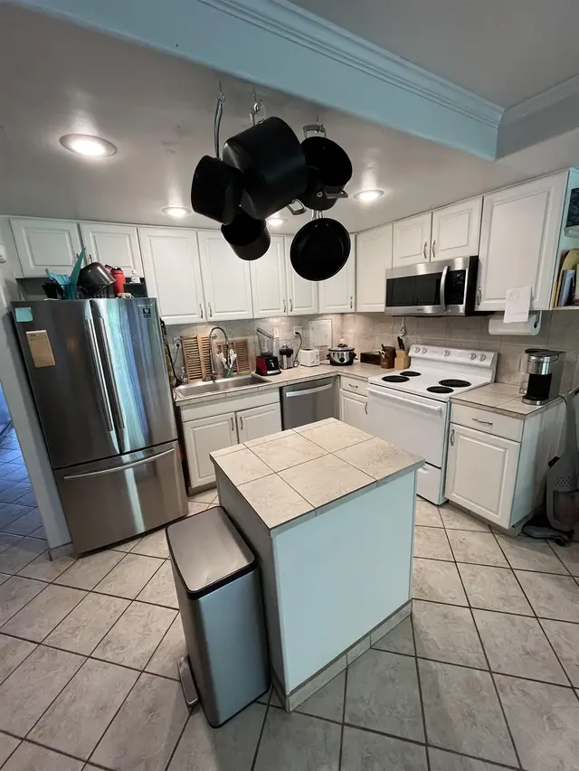 Listing Image for 3750 Lower Honoapiilani Rd 304 10 of 21