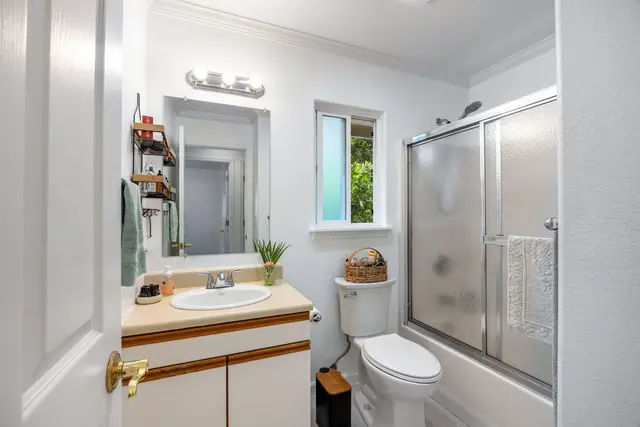 Listing Image for 122 Ka Dr 21 of 30