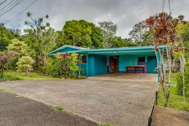 Listing Image for 720 Mopua St 4 of 22