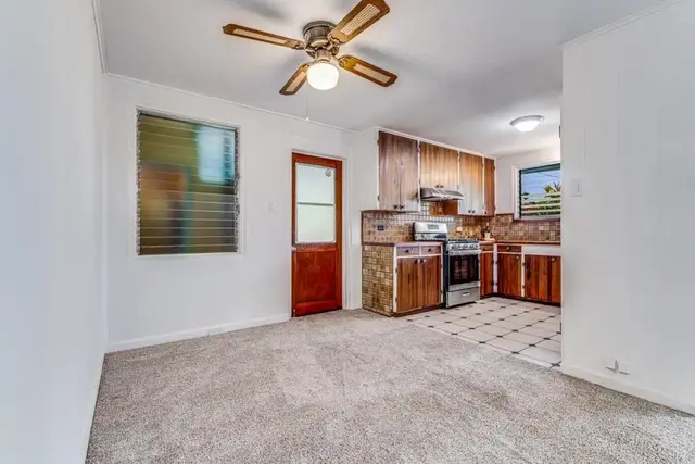 Listing Image for 720 Mopua St 7 of 22