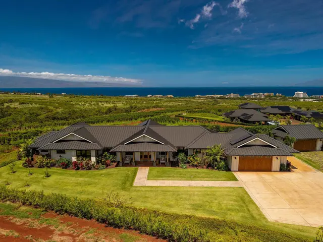 Listing Image for 3251 Aina Mahiai Pl 13 38 of 49
