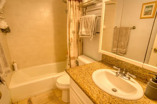 Listing Image for 35 Walaka St L-204 19 of 31