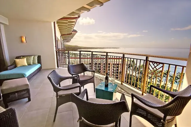 Listing Image for 200 Nohea Kai Dr 2-up 51-52 2 of 15