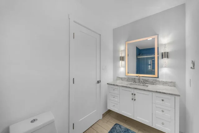 Listing Image for 100 Auhana Rd 103 21 of 43