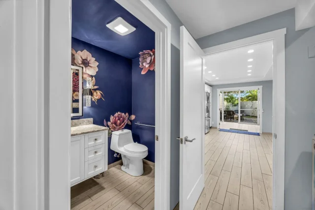 Listing Image for 100 Auhana Rd 103 32 of 43