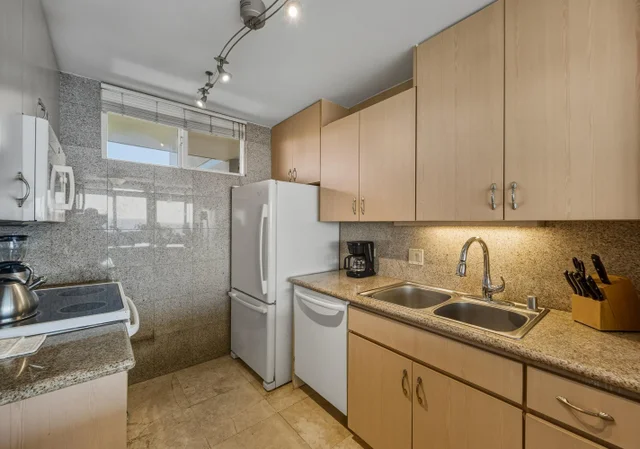 Listing Image for 110 Kaanapali Shores Pl 1017 13 of 32