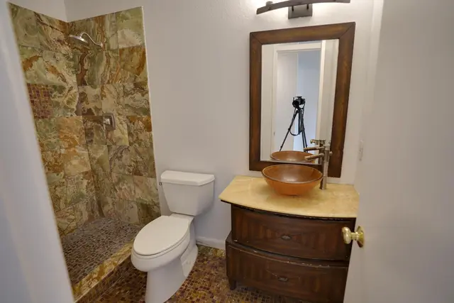 Listing Image for 46 Walaka St 3 16 of 28