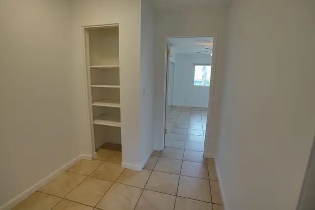 Listing Image for 46 Walaka St 3 19 of 28