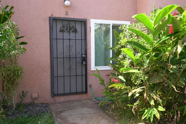 Listing Image for 46 Walaka St 3 25 of 28