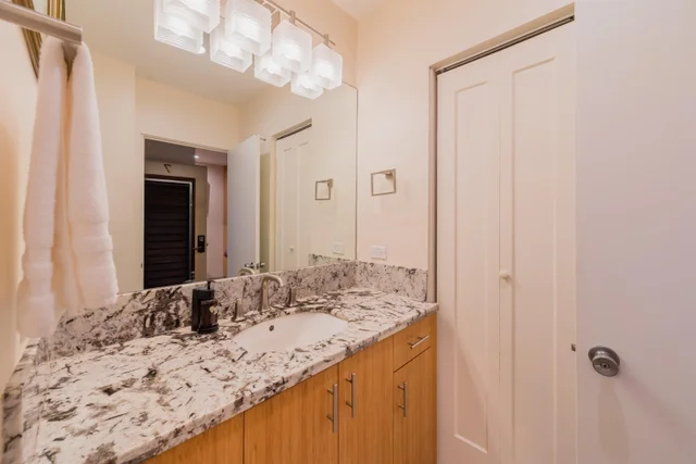 Listing Image for 65 Hui Rd H 7 13 of 17