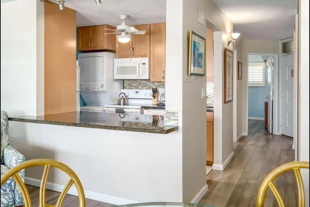 Listing Image for 2385 S Kihei Rd 409 9 of 34