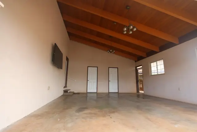 Listing Image for 290 Ahaiki St 2 of 21
