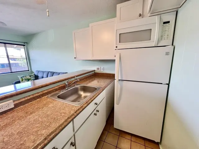 Listing Image for 85 Walaka St 6 9 of 32