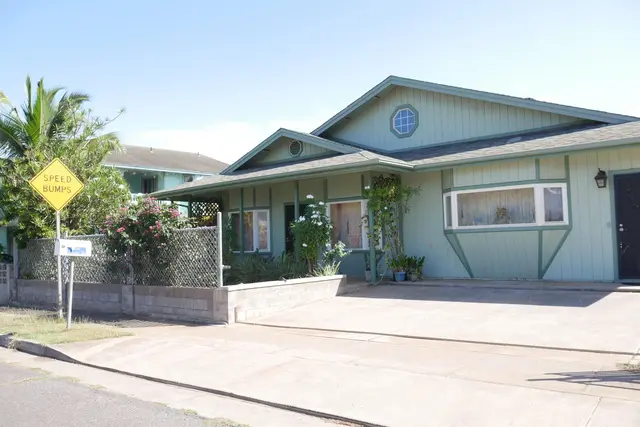 Listing Image for 125 Polani St 2 of 49