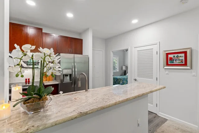 Listing Image for 213 Hooulu Ln 1102 10 of 33