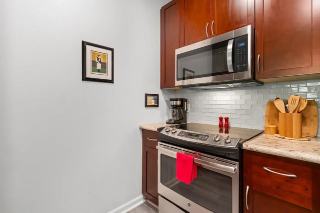 Listing Image for 213 Hooulu Ln 1102 14 of 33