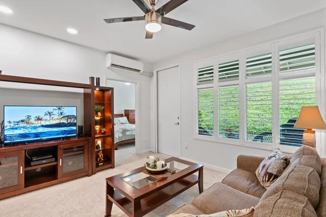 Listing Image for 213 Hooulu Ln 1102 4 of 33