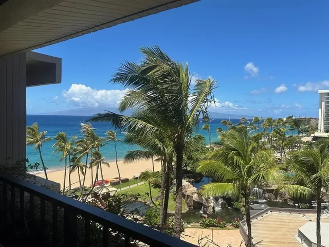 Listing Image for 50 Nohea Kai Dr 1-703 1 of 28