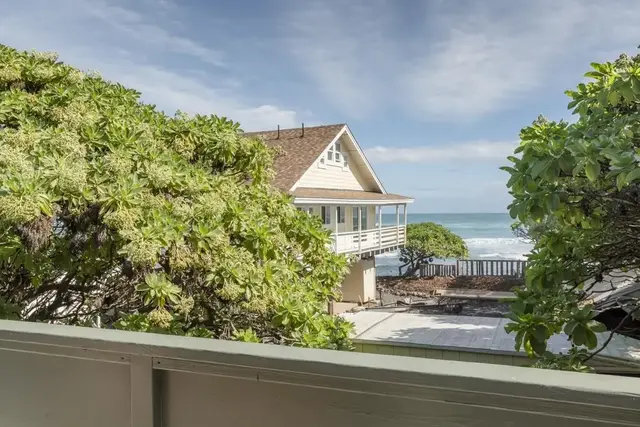 Listing Image for 575 Linekona Pl 11 of 44