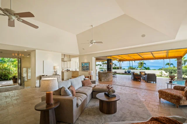 Listing Image for 175 W Ikea Moku Pl 16 of 50