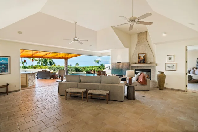 Listing Image for 175 W Ikea Moku Pl 18 of 50