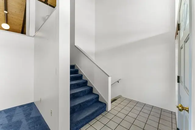 Listing Image for 700 S Alu Rd 8 of 42