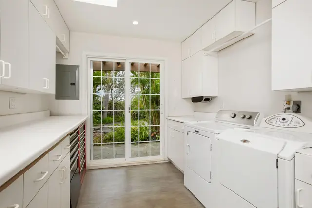 Listing Image for 60 Ka Dr 25 of 29