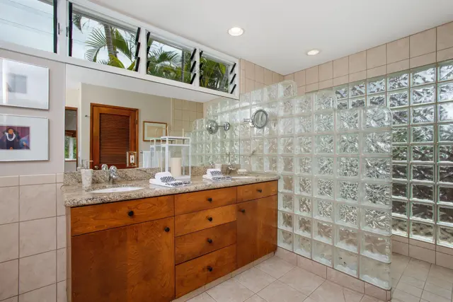 Listing Image for 60 Ka Dr 5 of 29