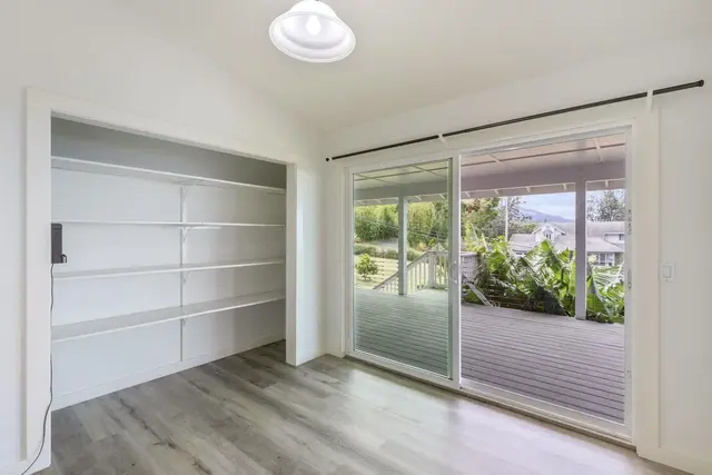 Listing Image for 717 Lower Kimo Dr B 17 of 50