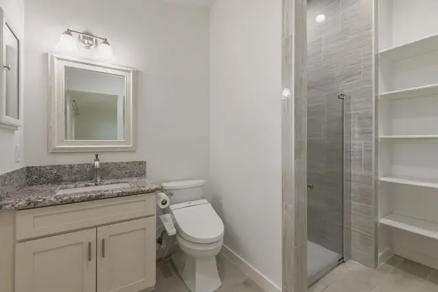 Listing Image for 717 Lower Kimo Dr B 21 of 50