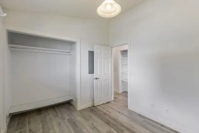 Listing Image for 717 Lower Kimo Dr B 29 of 50