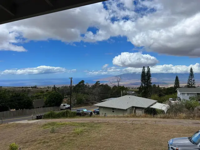 Listing Image for 717 Lower Kimo Dr B 41 of 50