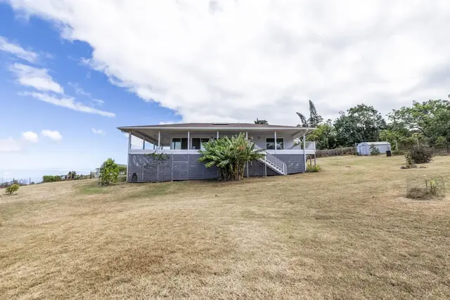 Listing Image for 717 Lower Kimo Dr B 43 of 50