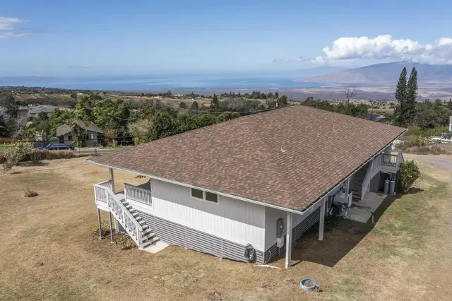 Listing Image for 717 Lower Kimo Dr B 44 of 50