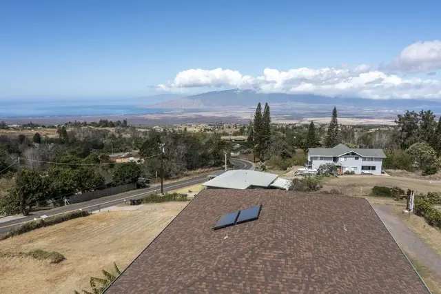 Listing Image for 717 Lower Kimo Dr B 46 of 50