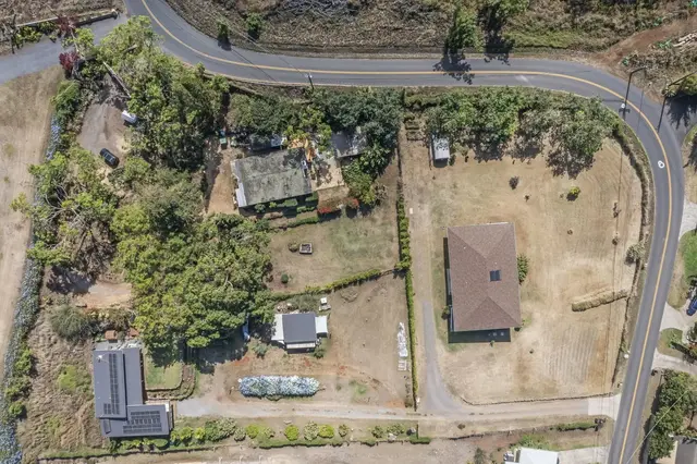 Listing Image for 717 Lower Kimo Dr B 48 of 50