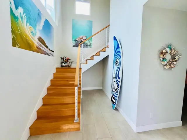 Listing Image for 533 Mikioi Pl Unit 2 7 of 48