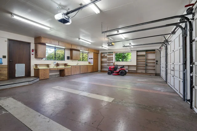 Listing Image for 151 Aulii Dr 34 of 45