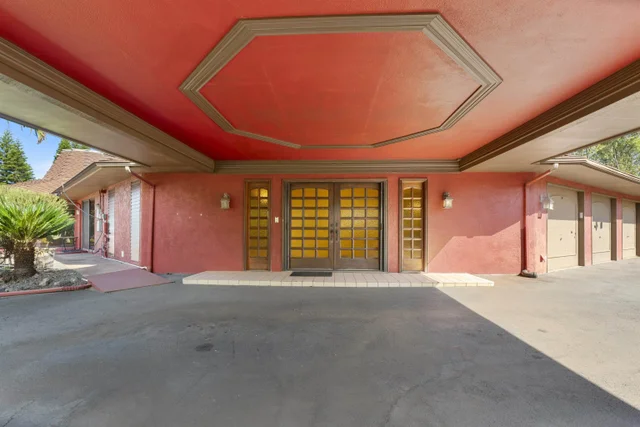 Listing Image for 151 Aulii Dr 4 of 45