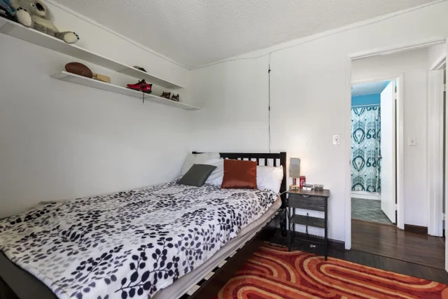 Listing Image for 140 Uwapo Rd 31-202 17 of 24